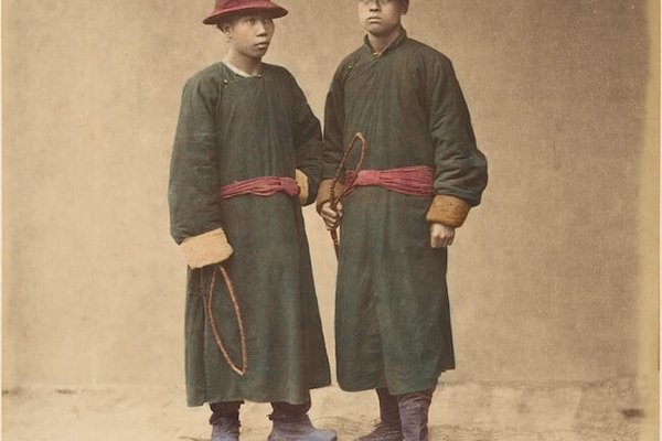 DeepSeek R1 Revolutionizes AI - Open Model Lowers Costs